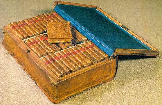 божественные книги